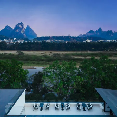 （BO·HUI Hotel Yangshuo West Street Lijiang Branch)