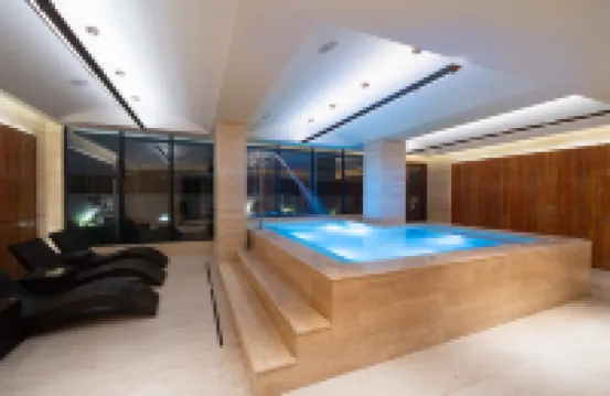 Baiyue · Yunjing E-Sports Hotel (Dongguan Dalang)