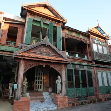 The Florist Ayutthaya Hotels near Ayutthaya Royal Palace