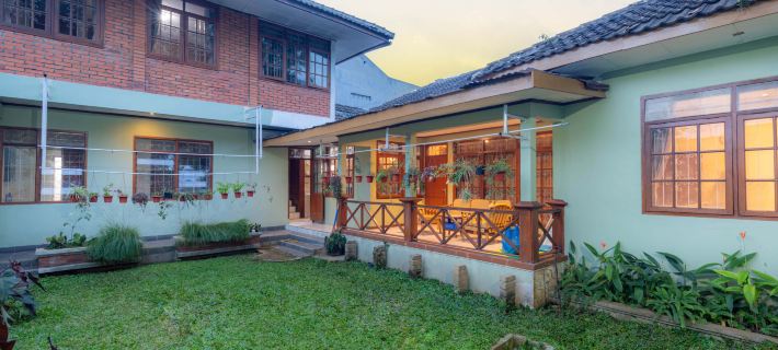 Imah Budi Luhur Hotéis em Sukasari