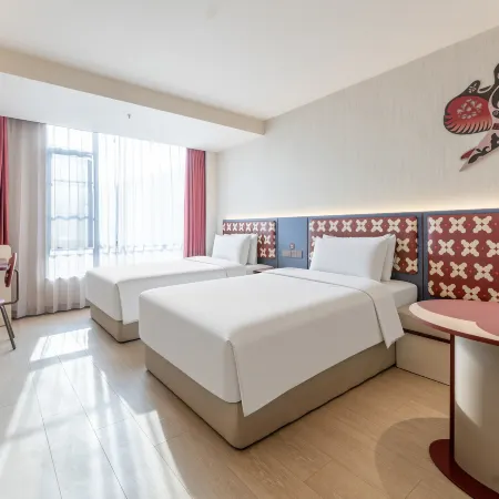 Jiangshan Railway Station Hotel
