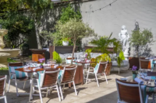 Hotel Barsey by Warwick Hotels in 