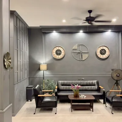 The Sense 2 โรงแรมใกล้ถนนนาใน