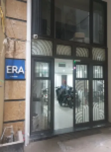 Era Apartment Lac Long Quan โรงแรมใกล้เตย์โฮ
