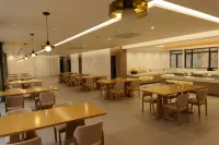 Meet Wonderland Homestay - Kitchens