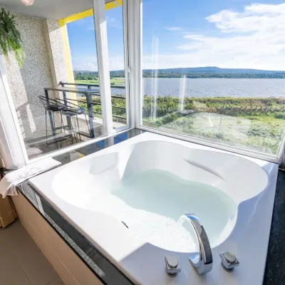 Love Star Lakeside - Starlight Các khách sạn gần Bãi biển Cát trắng (Baisha)
