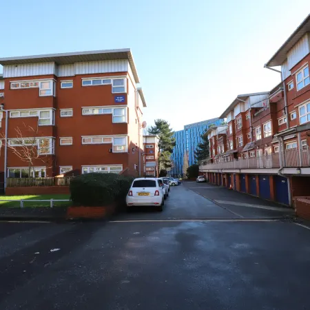 2 bed Smart Stay in Five Ways