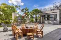 Cloud  Villa Homestay cafe - pet friendly