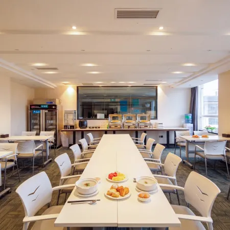Yikun Hotel