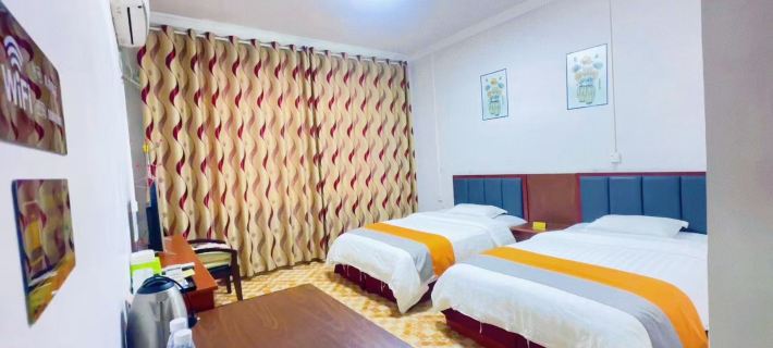 Fengxiang Hotel Hotels in Zhenyuan County