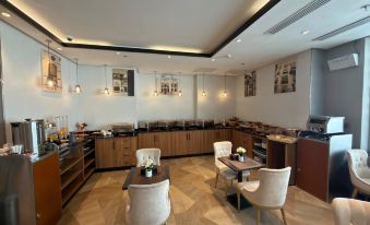 White Diamond Hotel Sari