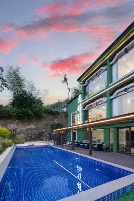 Yunci Zhuyuan SUNRISE·MOUNTAIN Sunrise Mountain Cloud Sea Scenic Homestay (Jiangnan Tianchi) - Pools
