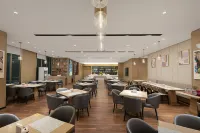 Dongfang Lizhi Hotel (Chengdu Chunxi Road Taikoo Li) - บริการรถรับส่ง