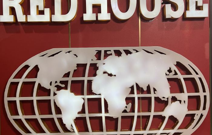 RED HOUSE