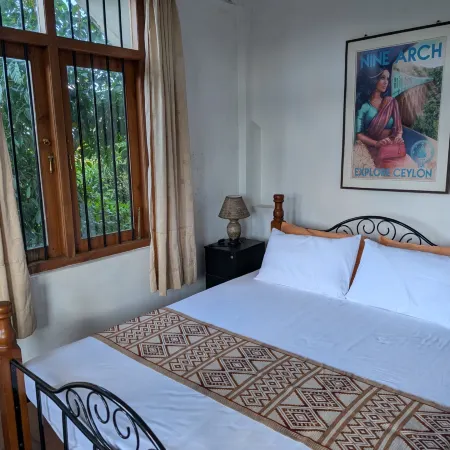 Breez Holiday Home
