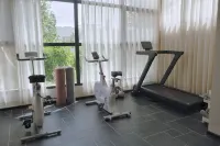 Dunhuang Xiyu Resort Homestay (Mingsha Mountain Crescent Spring) - Gym