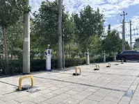 Hampton by Hilton Hami - parking