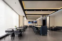 Nanchang Qiushui Square Twin Towers Residence Hotel - sarapan