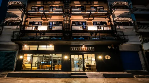 The Blocks Hostel Sukhumvit 10 - Nhà nghỉ