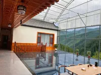 Faraway Home Homestay (Dayugou Scenic Area) - Parkering