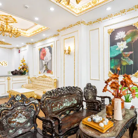 Collection O Queen Hotel Central Hue