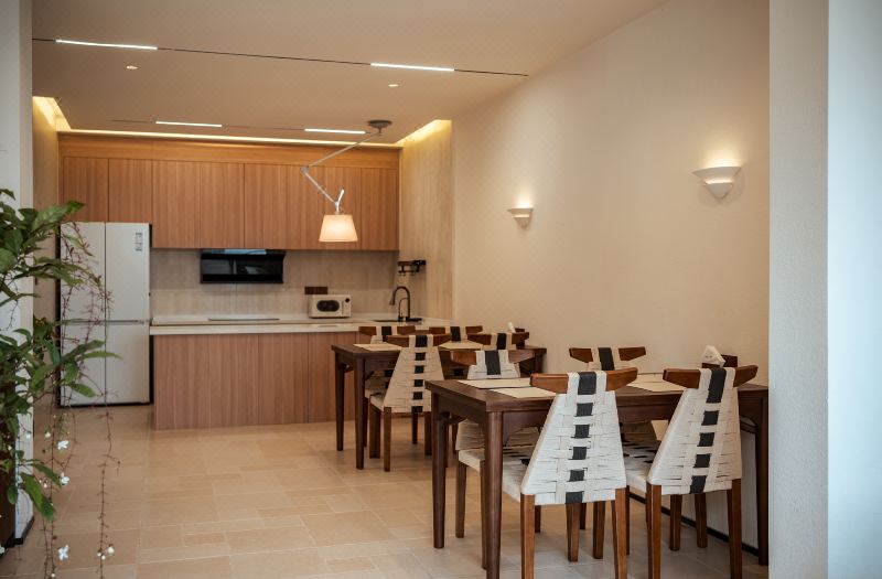 Yizhui Meet Lanyuan (Sansheng Island Heart Mansion Cafe) photo 5