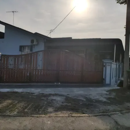 HOMESTAY TENGKU MAHERAN