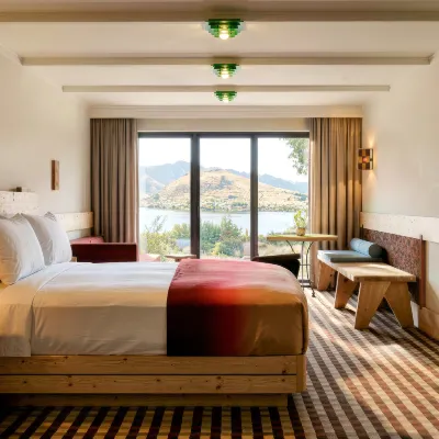 Sherwood Queenstown アルパインアクアランド周辺のホテル