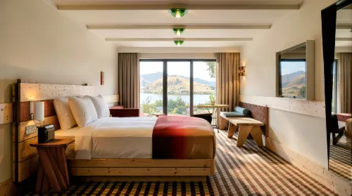Sherwood Queenstown - 3-Star