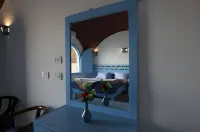 Noprea Boutique Hotel - balcony