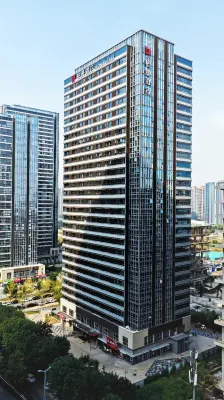 The Best Western Plus Jinan (Shandong International Convention and Exhibition Center) - parking