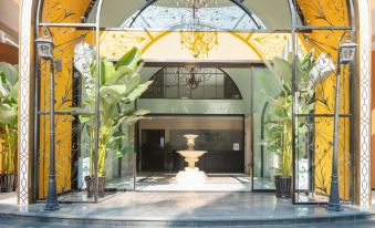 Xishuangbanna Jinghong Manzhou Hotel (Star Night Market)