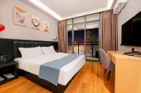 昆明曼丹酒店(昆醫附二醫院金鼎山北路地鐵站店) 鄰近拾翠雲南民藝公園的酒店