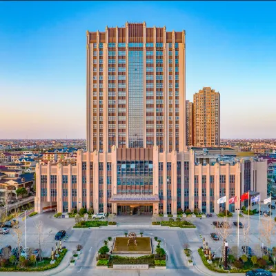 Howard Johnson Bayan Plaza Qidong Hotels near Lvsi Fishing Port