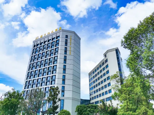 Yangtse River Hotel