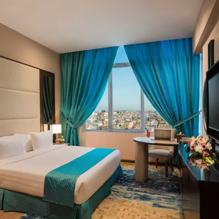 Naviti Warwick Dammam