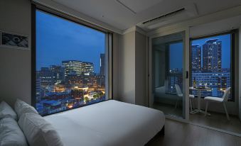 Urbanstay Myeongdong