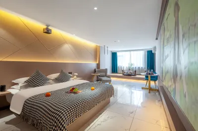 Qiuyoung Smart Hotel (Taiyuan Changzhi Road North America Xintiandi Branch) Hotel a 