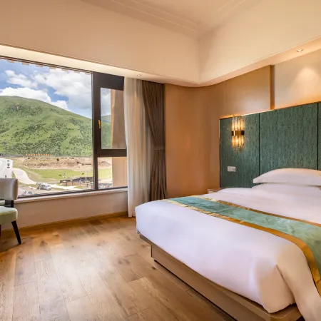 Yulong Hotel Hotels in Dêgê County