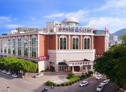 乳泉井柳鋼飯店（桂平西山景區店）