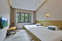 ANATOLE BY LANDISON LONGYOU GUANGHE LONGSHAN SPORTS HOTEL - balcony
