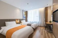 Home Inn Plus (Qingdao Yinchuan West Road, Qingdao University)