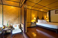 Lampang River Lodge Hotel berhampiran Wat Phra That Lampang Luang