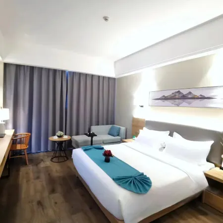 Chaqia Salt Lake Tianyu Holiday Inn
