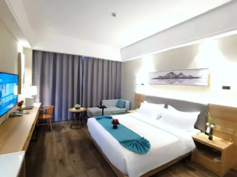 Chaqia Salt Lake Tianyu Holiday Inn