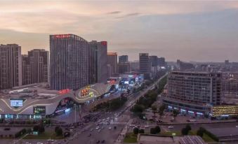 Yixuan Anlai S Hotel (Wanning High-speed Railway Station Culture Commercial Plaza)