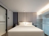 Atour X Hotel, Xiamen SM Plaza District Government Hotels near Huli