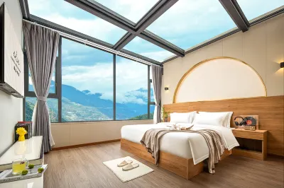 Sishi Homestay (Kangding) Hotels near Baihaizi Lake