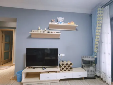 Dinglong Bay Love Home Seaview Holiday Apartment Отели рядом с достопримечательностью «Dinglong Bay Sea Corner»