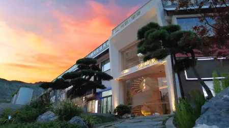 Zhangjiajie Ruke Hotel Отели рядом с достопримечательностью «Dayong Town»